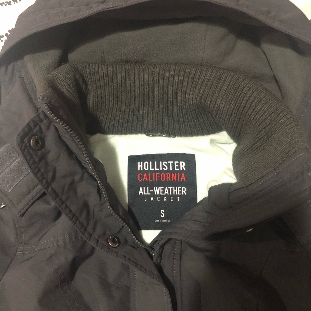 HOLLISTER | All-Weather Jacket | Small - Picture 4 of 12